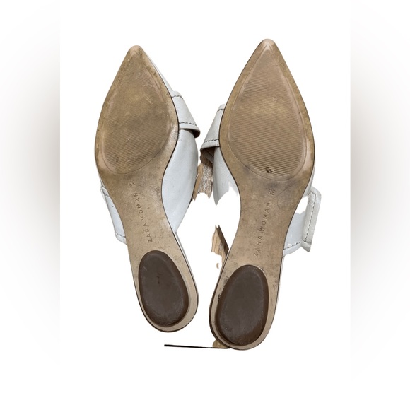 Zara slides - Picture 2 of 5